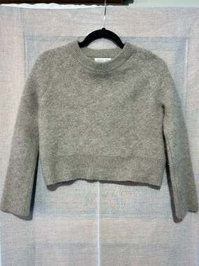 Rachel Zoe 100% 2-Ply Cashmere Cropped Crewneck Sweater in Heather Gray